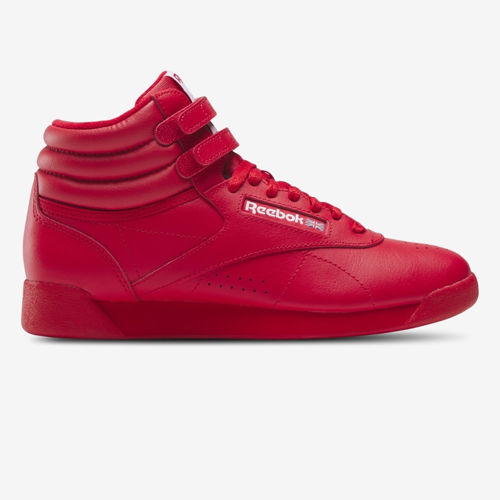 Reebok Freestyle Classic Red Sneakers size 7Big kids  = 8.5 women’s